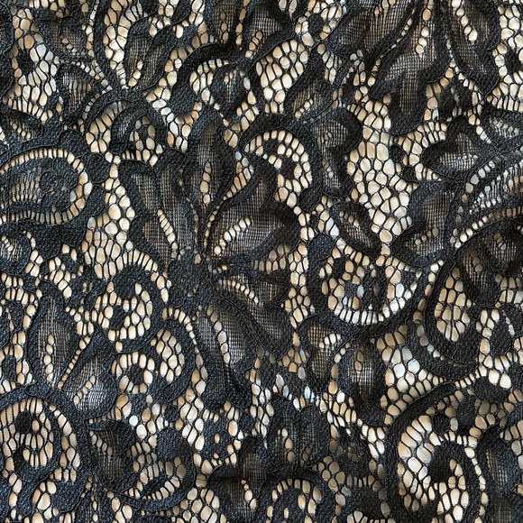 Express lace bodysuit - SZ Small - Picture 4 of 4